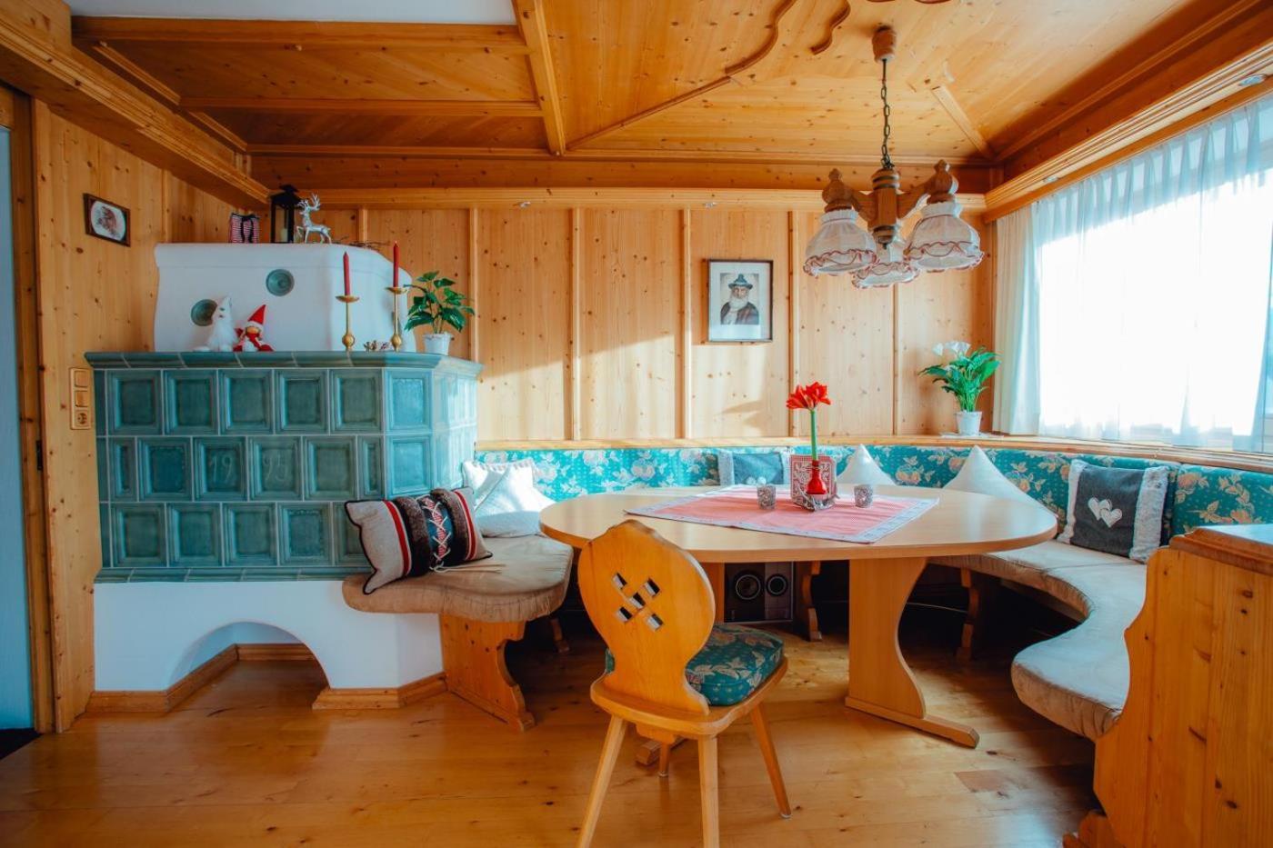 Appartement Seppi By Monicare ゼーフェルト・イン・チロル エクステリア 写真